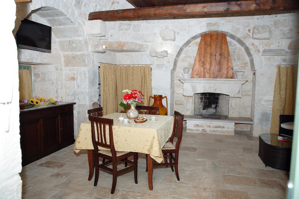 Trulli Boccadoro Hotell Ostuni Rum bild