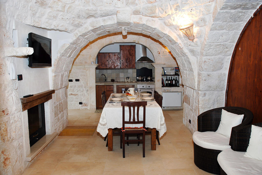 Trulli Boccadoro Hotell Ostuni Rum bild